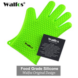 The Heat-Resistant Silicone Gloves