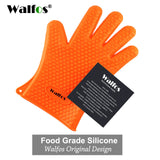 The Heat-Resistant Silicone Gloves